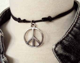 Large Peace Symbol Choker Necklace ~ Peace Sign Necklace ~ Bohemian Jewelry ~ Hippie Choker ~ Boho Choker ~ Hippie Necklace ~ Boho Necklace