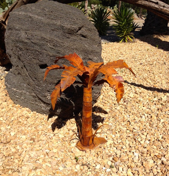 Palm Tree Metal Yard Art Garden Sculpture