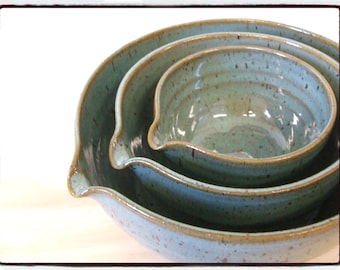 Turquoise Nesting Bowls-Set of Three with Spout by misunrie