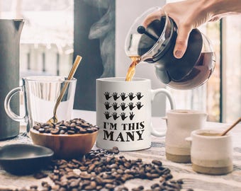 Funny Sixty Eight Years Old Gift, I'm This Many Fingers | Vintage 68th Birthday Anniversary Bday Mug | For Family Who Loves Sarcasm & Irony