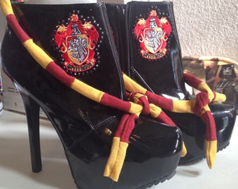 HP Ankle boots