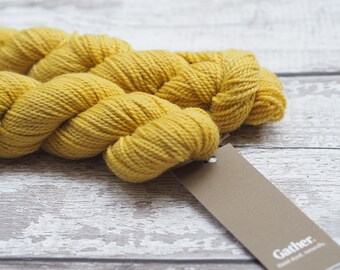 Naturally dyed yarn - Dock on 100% Lambswool