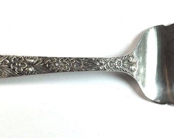 Repousse by Kirk and Son Silver 9 1/2" Oversize Solid Salad Servng Fork 3.6ozt