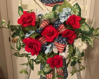 Tabacco basket, Tabacco basket for Front door, Patriotic Door Hanger, Patriotic Wreath, Tabacco Rustic Decor, Tabacco Door Hanger