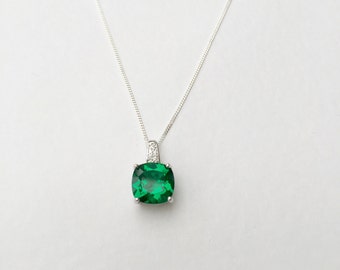 Emerald necklace, 3ct emerald pendant, 925 sterling silver emerald necklace, solid silver emerald pendant, cushion cut emerald necklace