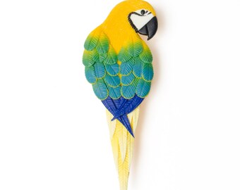 Macaw parrot brooch Tropical parrot pin Polymer clay parrot brooch pin Macaw badge Polymer clay bird Animal brooch jewelry Green yellow bird