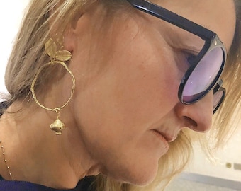 Earrings with Golden Pumini