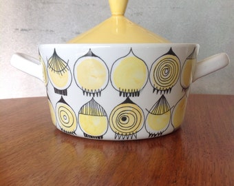 Rorstrand Picknick rare pot tureen - Marianne Westman onion #112 design - Swedish mid century