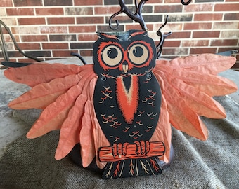 Authentic Vintage Owl with Adjustable Honeycomb Arms Halloween Cardboard Die Cut Decoration