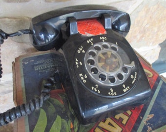 Vintage ITT Desk Telephone - 1970s - Classic Black - As Is - Free Shipping