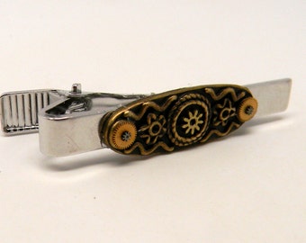 Steampunk tie tack. Steampunk men