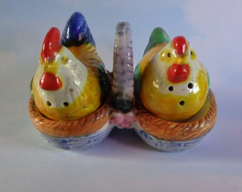 Vintage Nesting Rooster and Hen Salt & Pepper Shakers - Excellent!