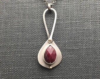 25% Off Ruby Faceted Teardrop Cabochon 14K Gold Sterling Silver Metalwork Necklace Pendant