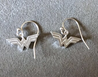Wonder Woman Earrings, Sterling Silver Wonder Woman Dangly Earrings, Superhero Earrings, Comic Book Jewelry, Superhero Jewelry, Comic Con