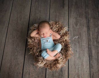 Newborn romper / photography prop