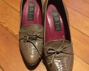Van Eli brown work heels 7.5