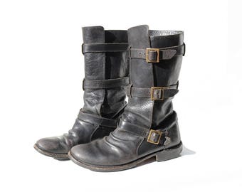 Vintage Women's Black Leather Mid Calf Boots / size 9