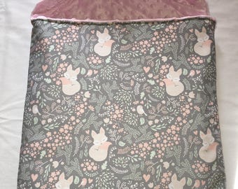 Bunting cozy rabbit pattern.