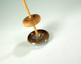 Pottery spinning bowl, ceramic spindle support, stoneware spinning bowl, supported spindle bowl, spindle bowl, spindle disk