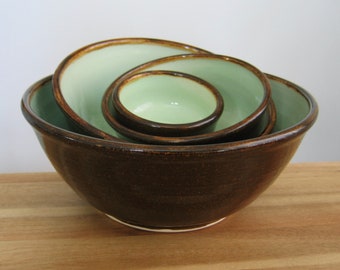 Ceramic Nesting Bowls in Mint Chocolate, Large Wedding Gift Set, Stoneware Pottery Stacking Bowls, Foodie, Chef, Anniversary Gift