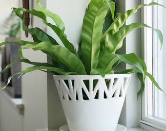 White Table Top Planter - Medium