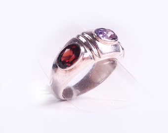 Silver amethyst and Garnet ring