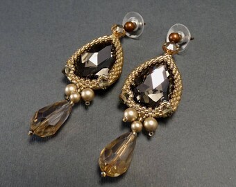 Dangle Earrings//Gray//Beige//Pear-shaped//Studs//Crystal//Pearl//Free Shipping