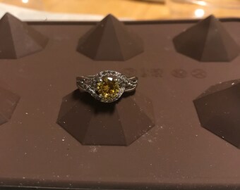 Cherry blossom ring bomb