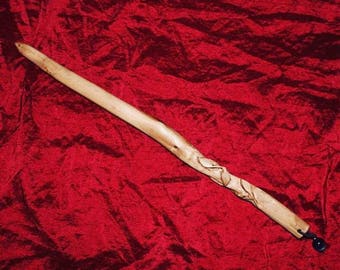 Wand in Eucalyptus wood with amethyst stone and over-relief of leaves