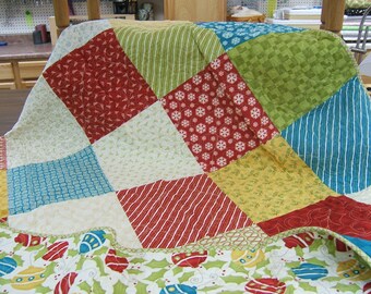 Christmas lap quilt, holiday lap quilt, lap quilt, seasonal quilt, Christmas Gift Quilts, Christmas throw, Christmas Blankets,