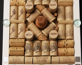 Upcycled Wine Cork Message Board, Wine Cork Decor, Upcycled Wine Cork Jewelry Storage, Home Bar Decor, Wine Lover Gift, Cork Message Board