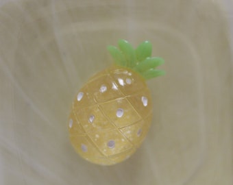 Pineapple yellow cabochon scrapbooking