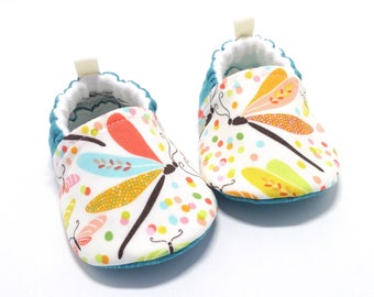 Dragonfly Baby Shoes, baby gift, Soft Sole Baby Shoes, Baby Booties, Toddler slippers, baby shoes girl, baby shower gift, baby moccasins