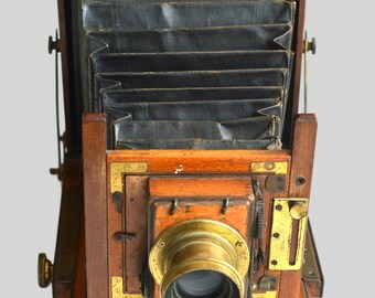 Antique Portable Photo Camera, Ferris & Co, Bristol 1860ies