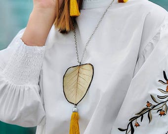 Christmas gift Real leaf necklace. Yellow necklace Pendant with weights Romantic jewelry Gift for her Resin jewelry Boho