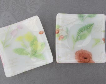 Wild flowers glass dish, Spring flowers, shallow glass bowl, trinket dish, candle dish, tea light, jewelry, inexpensive gifts, gifts for her