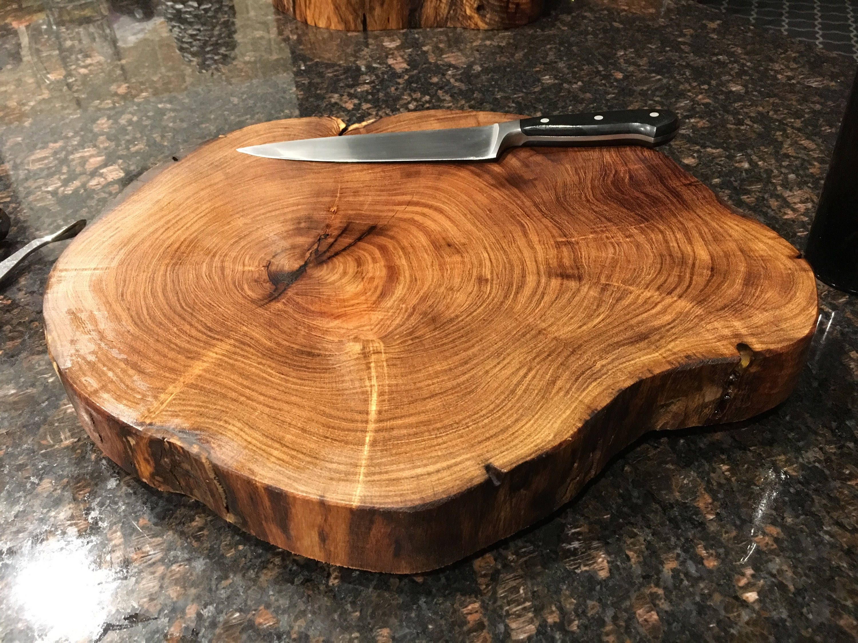 end-grain-chopping-block-wood-slice-tree-slab-footed-cutting-board