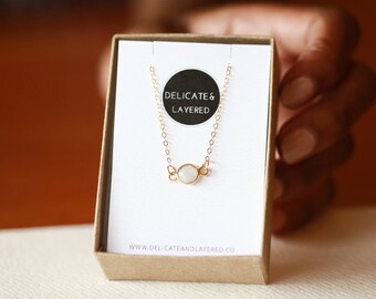 Moonstone Pendant, Dainty Necklace, Rainbow Moonstone, Gold Necklace, Moonstone Jewelry, Moonstone Gemstone, Gemtsone Necklace