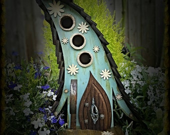 THREE WITCHES birdhouse/bird house /handmade /Garden art /bird houses /birdhouses