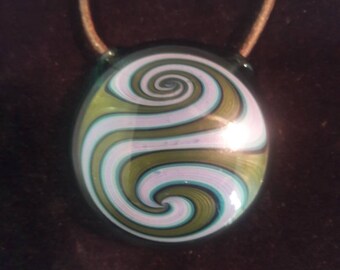 Hollow pendant