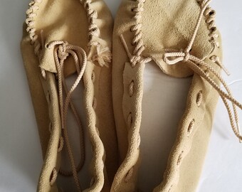Childrens Quick Kits Leather Mocasins Completed size 13-1