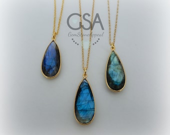 Labradorite Necklace//Gold Labradorite Necklace//Blue Flash Labradorite//Labradorite Flash Necklace Gold Chain//Genuine Labradorite Teardrop