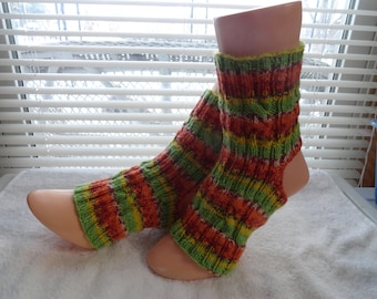 Hand knitted Yoga / Pedicure / Pilates / Dance Socks #003