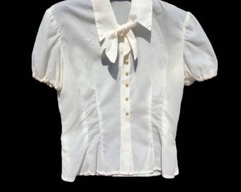 1980 blouses Vintage blouse//secretary blouses//white blouses//mutton sleeve blouse//jabot collar