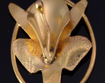 117 Antique Artisan 10K Yellow Gold Lilly Blossom Flower Pendant Not Scrap