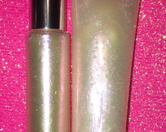 Rose Quartz/Iridescent Pink Lip Gloss