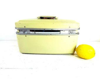 Vintage Yellow Hawthorne Hard Shell Train Case