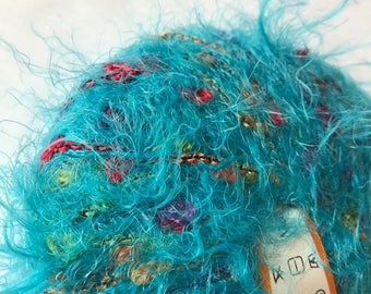 Furry Variegated Yarn -- Kuka