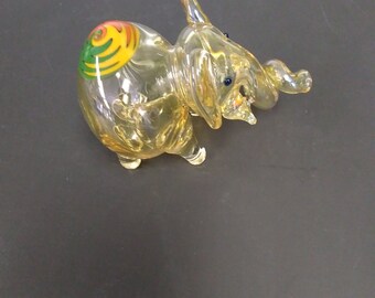 Elephant hand pipe