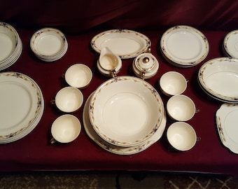 Camwood Ivory Universal Cambridge 22 Carat Gold Pink Rose Pattern